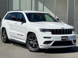 リベラーラはガリバーグループのBMW、メルセデスベンツ、アウディなどの輸入車専門店です。