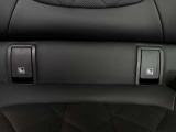 全国の正規ディーラーにて保証修理を受けることが可能ですのでお出かけの際の急なトラブル等もご安心下さい。購入後はお住まいの地域の最寄ディーラーにて保証整備等も可能でございます。