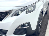 ●LEDヘッドライト:夜間走行時も良好な視界を確保し安心して運転できる高輝度LEDヘッドライトを装備!点灯速度が早く、消費電力も抑えられています。