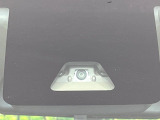 【トヨタセーフティセンス】走行中に前方の車両等を認識し、衝突しそうな時は警報とブレーキで衝突回避と被害軽減をアシスト。より安全にドライブをお楽しみいただけます。