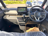デリカミニ T プレミアム 4WD 修復歴無し
