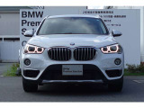 BMWの代名詞の【キドニーグリル】グリルが腎臓のように見えるので【キドニー】と呼ばれるようになりました。一目見ただけでBMWであると認識できる確固たるアイコンとして存在感を放ちます。