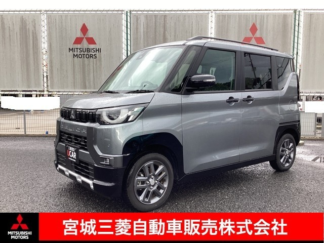 デリカミニ T プレミアム 4WD 