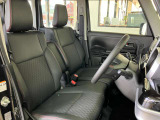 背の高い方から低い方まで運転しやすい位置に座面を調整してもらえます♪