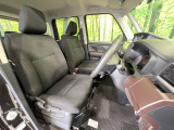運転席シート廻りは使用感も少なく、良好な状態となっています。丁寧に使われていたことがよくわかりますね。