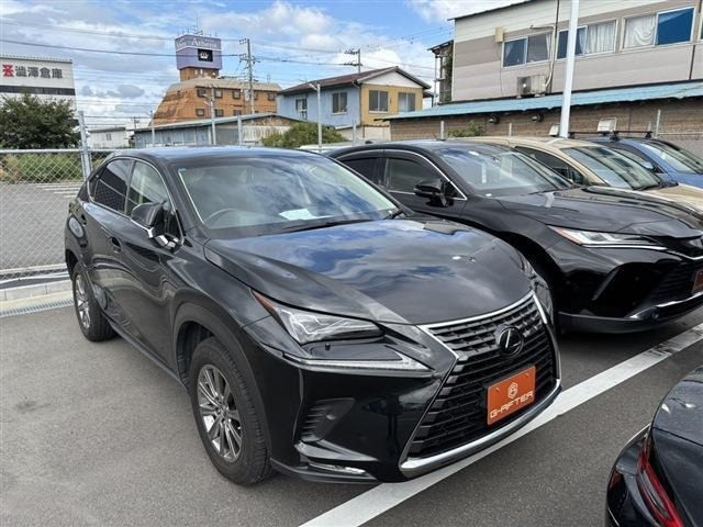 NX300 Iパッケージ黒革シート/パワーシート/シートヒーター/