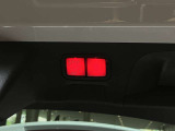 ゆったりとしたトランクルームでございます。たくさんのお荷物の車載が可能でございます。