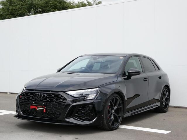 RS3スポーツバック 2.5 4WD 
