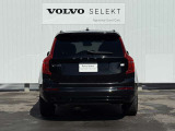 ◆バック/万が一を考え、安全性を重視する方に選ばれているVOLVO車。ドアを開閉するとその重み・厚みに驚くはず