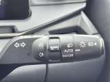 【 オートライト 】オートライトなのでライトの点け忘れを気にすることなく運転が出来ます♪//