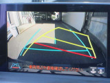 バックガイドモニターで、後方を確認しながら安心して駐車することができます。運転初心者も熟練者も必須の機能ですよ!