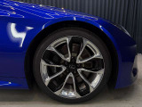 フロント:245/40RF21。BRIDGESTONE製POTENZA