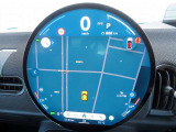 ◆iDriveを装備。操作系統をディスプレイから独立させることで、人間工学に基づいた最適な運転環境を実現しております。◆