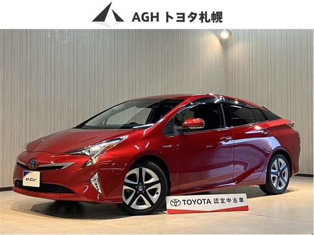 プリウス1.8 S ツーリングセレクション E-Four 4WD