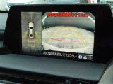 バックガイドモニターで、後方を確認しながら安心して駐車することができます。運転初心者も熟練者も必須の機能ですよ!