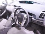 ■見通しのよいすっきりとした視界で、誰でも運転しやすいです。運転のしやすさは疲れにくさにも繋がりますよ♪
