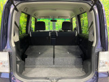 普段のお買い物や通勤、送迎等に十分な荷室スペースを確保しております。セカンドシートを倒すと、大きな荷物の積載も可能です♪