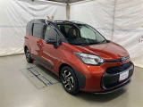 広々とした車内空間に優れた燃費性能。更にデザインも上質で人気のお車です!