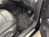 気になる車はすぐにお問い合わせください!画面右側の0066から始まる無料ダイヤルからお問い合わせ下さい!専門スタッフがお車のご質問にお答えいたします!