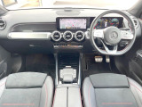 GLB GLB200d 4マチック AMGラインパッケージ 4WD 