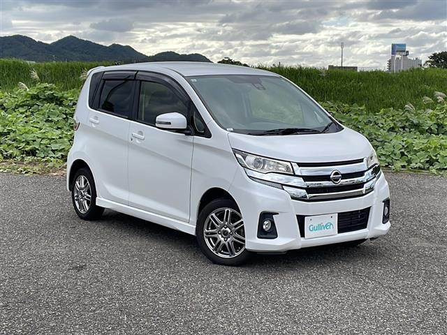 デイズハイウェイスター Gターボ 4WD修復歴無し