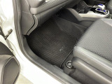 気になる車はすぐにお問い合わせください!画面右側の0066から始まる無料ダイヤルからお問い合わせ下さい!専門スタッフがお車のご質問にお答えいたします!