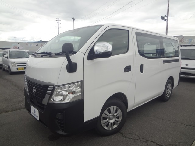 キャラバン  2.4 DX ロングボディ ディーゼルターボ 4WD