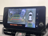 上から丸見えアラウンドビューモニター付きです。