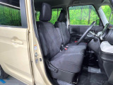 運転席シート廻りは使用感も少なく、良好な状態となっています。丁寧に使われていたことがよくわかりますね。