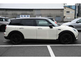 気密性の高いMINIは外観のかわいらしさとは裏腹に、外の雑音を遮り、高級感のある快適なドライブをお楽しみいただけます。