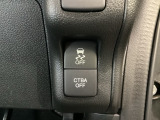 ハンドルの右側には安全装備の、CTBA(シティブレーキアシストシステム)とVSA(ABS+TCS+横滑り抑制)の解除スイッチがついています。