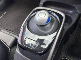【 シフト 】スムーズなシフトチェンジで快適にお車を操縦していただけます!//