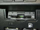 高速道路などの料金所もスムーズに通過出来便利なETC