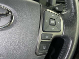 「レーンディパーチャーアラート」道路上の白線(黄線)をセンサーで認識し、車線を逸脱する可能性がある場合、注意喚起します