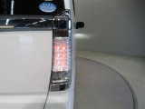 LEDテールライトです。省電力、高輝度のLEDは明るく照らすので夜間運転時の視認性を高めます。スタイリッシュな見た目で細かいところもこだわりたいあなたに!