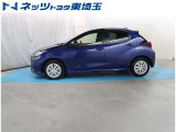 【サイド】コーナーセンサーをクルマの前後に装備。障害物までの距離に応じて警告音を変えて知らせてくれます。
