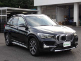 BMW在庫保有台数常時100台以上!ご来店の際はBMW本店(厚木市下荻野140-1)にご来店ください!弊社自慢の全天候型ショールーム!BMW在庫保有台数常時100台以上ございます!