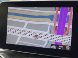 ●純正ナビ:一体感のあるナビは、高級感ある車内を演出してくれます。オーディオ機能も充実しておりますので、運転もより楽しめます♪