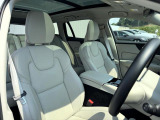V60 リチャージ PHEV T6 AWD アルティメット 4WD 