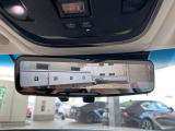 【デジタルインナーミラー】後席の大きな荷物や同乗者で後方が確認しづらい時でも安心!カメラが撮影した車両後方の映像をルームミラー内に表示。クリアな視界で状況の確認が可能です!