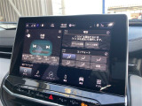 アップルカープレイとアンドロイドオートも対応のモニターになっております。もちろんバックカメラも装備されております。