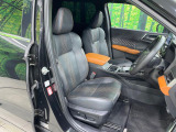 運転席シート廻りは使用感も少なく、良好な状態となっています。丁寧に使われていたことがよくわかりますね。