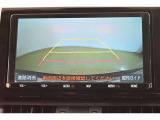 バックガイドモニターで、後方を確認しながら安心して駐車することができます。運転初心者も熟練者も必須の機能ですよ!