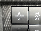 【スマートアシスト】走行中に前方の車両等を認識し、衝突しそうな時は警報とブレーキで衝突回避と被害軽減をアシスト。より安全にドライブをお楽しみいただけます。