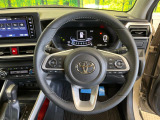 【スマートアシスト】走行中に前方の車両と歩行者を認識。衝突の危険が高いと判断した場合に警報や緊急ブレーキで衝突回避や衝突時の被害を軽減。さらに車線逸脱警報・前後誤発進抑制機能もセットで装備!