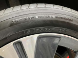 215/55R17 純正アルミホイール タイヤヨコハマブルーアースE70