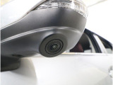 ■助手席側の死角になりやすい左前方の映像を車内の11.6インチディスプレイに表示。狭い道での安心感を高め、ドライバーの視界をサポートします。