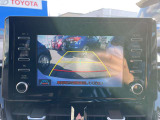バックカメラです(^^♪ナビゲーションにこのように映ります。見えずらい真後ろもこれで安心ですよ!