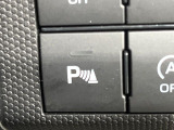 【クリアランスソナー】バンパーに付いたセンサーが障害物を検知!一定の距離に近づくとアラートで教えてくれます♪狭い駐車スペースや車庫入れ時も安心ですね☆