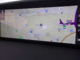 ダッシュボードにビルトインされたメーカー装着ナビモニター!きれいな一体感!